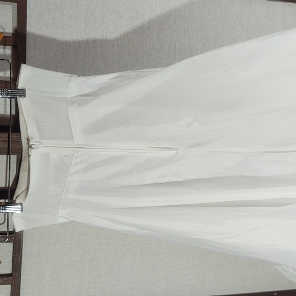 David’s Bridal Medium Fullness A-Line Wedding Slip Style#603 - Picture 5 of 7